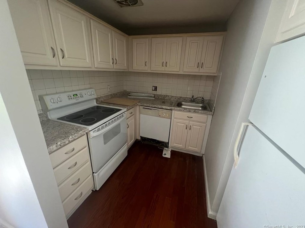 31 Burgundy Hill Ln Unit 31, Middletown, CT