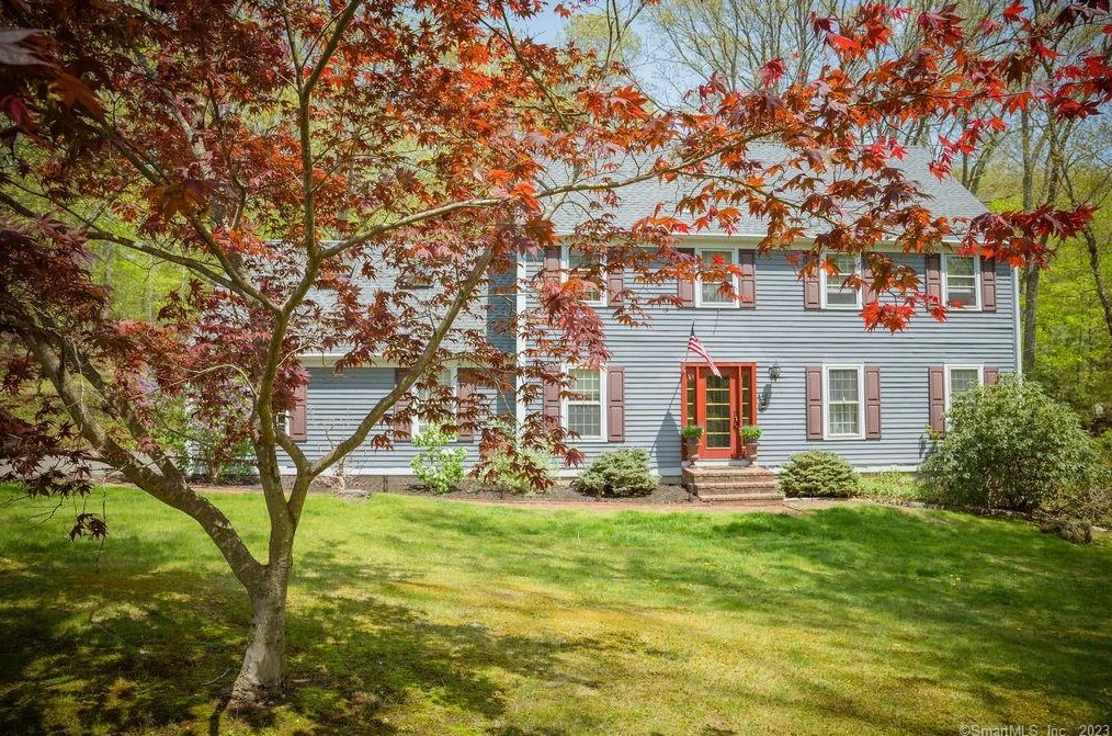271 Chestnut Hill Rd, Deep River, CT 06419