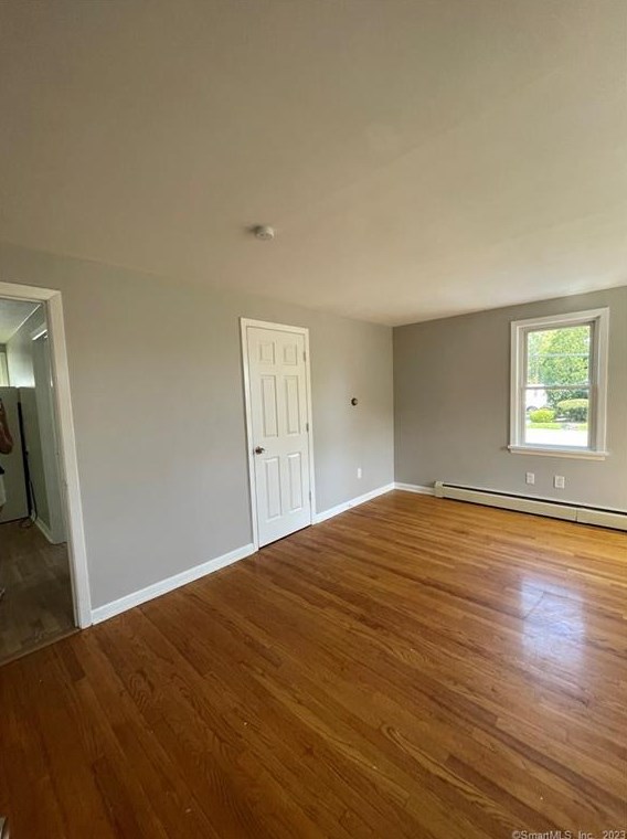 32 Neumann St, Union City, CT 06770