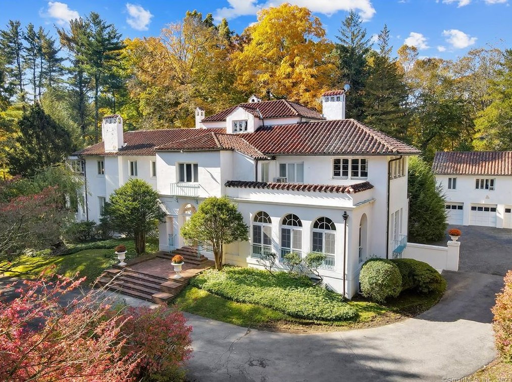 618 Lake Ave, Greenwich, CT 06830