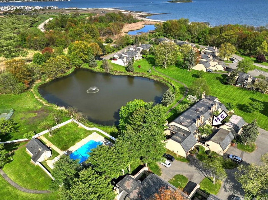 85 Viscount Dr #11c, Milford, CT 06460