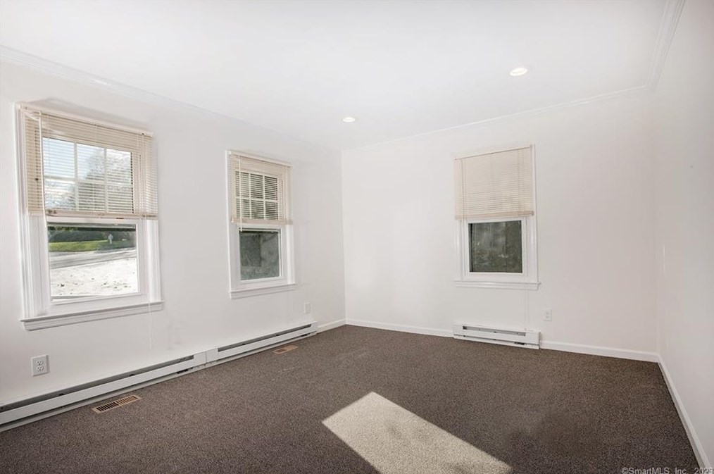 172 East Ave, New Canaan, CT 06840