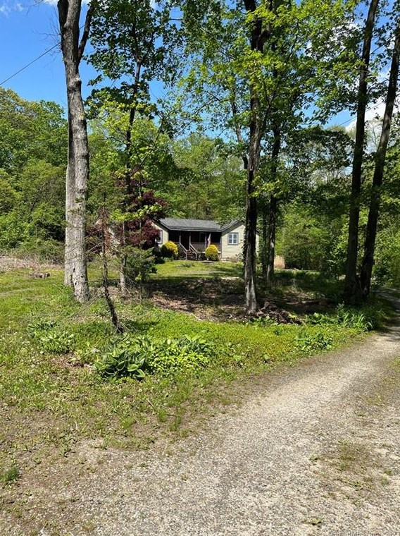 89 Wilderwood Dr, Guilford, CT 06437
