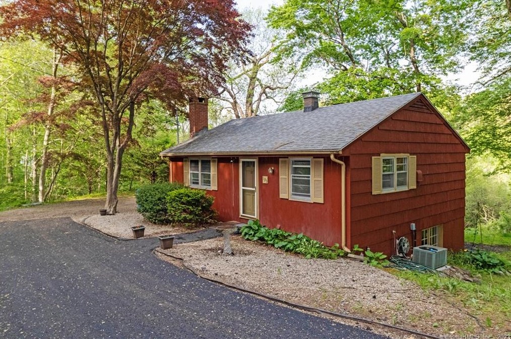 193 Gospel Ln, Portland, CT 06480