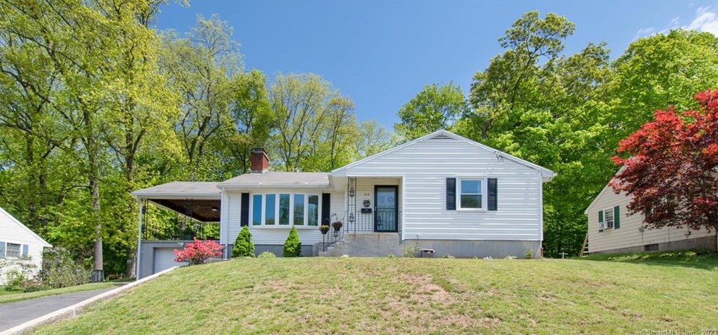 143 Robindale Dr, New Britain, CT 06053