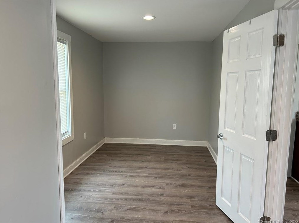 239 N Main St #2nd Fl, Norwich, CT 06360