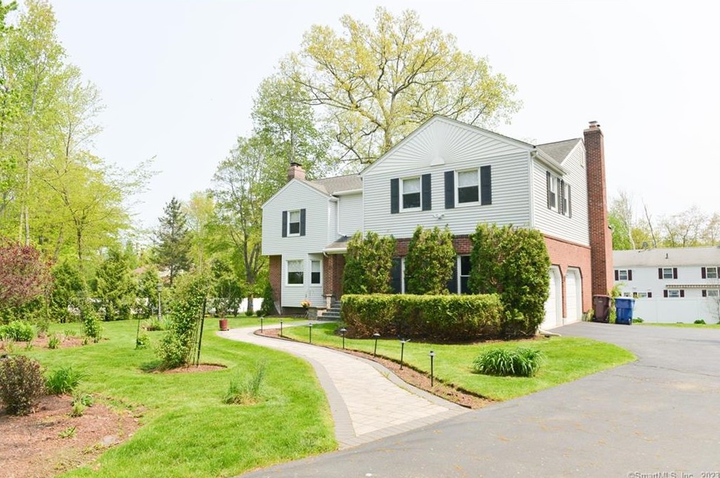 21 Paul Spring Rd, Farmington, CT 06032