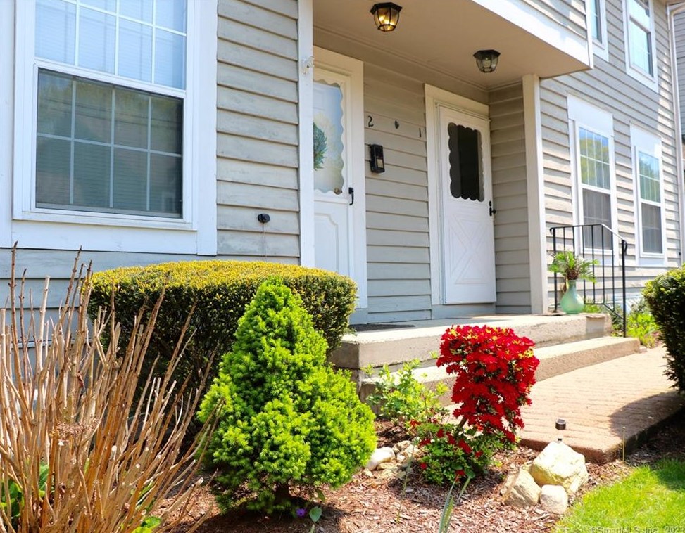 1 Hawley Glen #1, Stratford, CT 06614