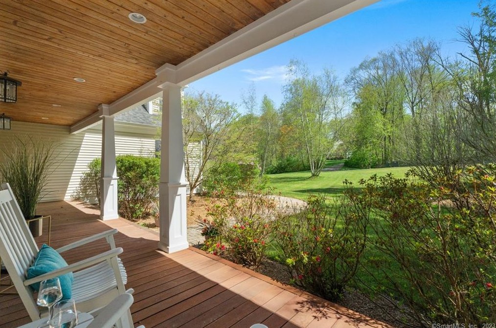 61 Williamsburg Rd, East Hampton, CT 06447