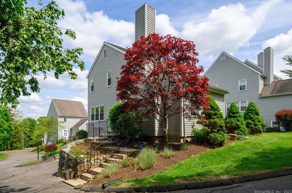 19 Prospect Ridge #24, Ridgefield, CT 06877