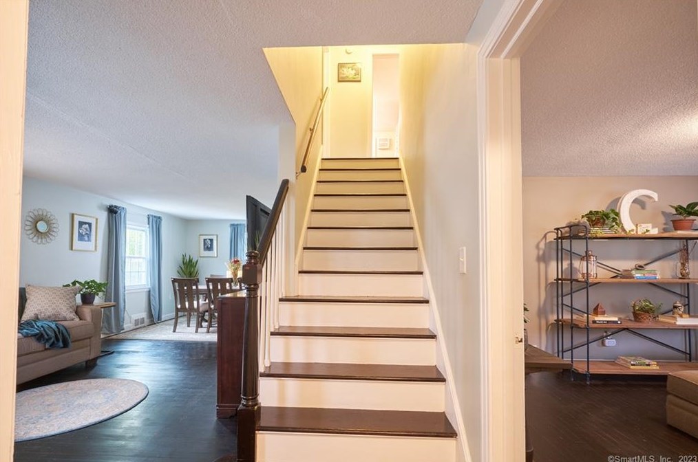 62 Three Rod, Windsor, CT 06095