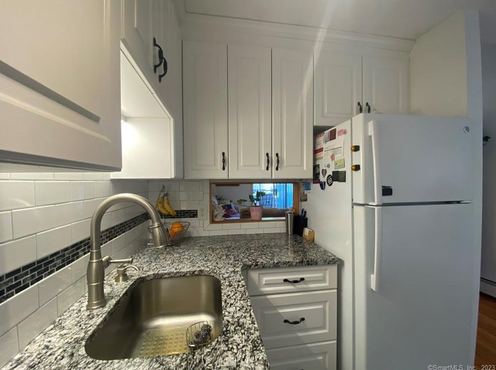395 E Mitchell Ave #395, Cheshire, CT 06410