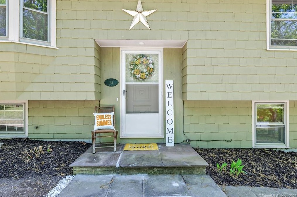 73 Great Ring Rd, Sandy Hook, CT 06482