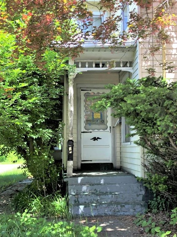 60 Elm St, Ansonia, CT 06401
