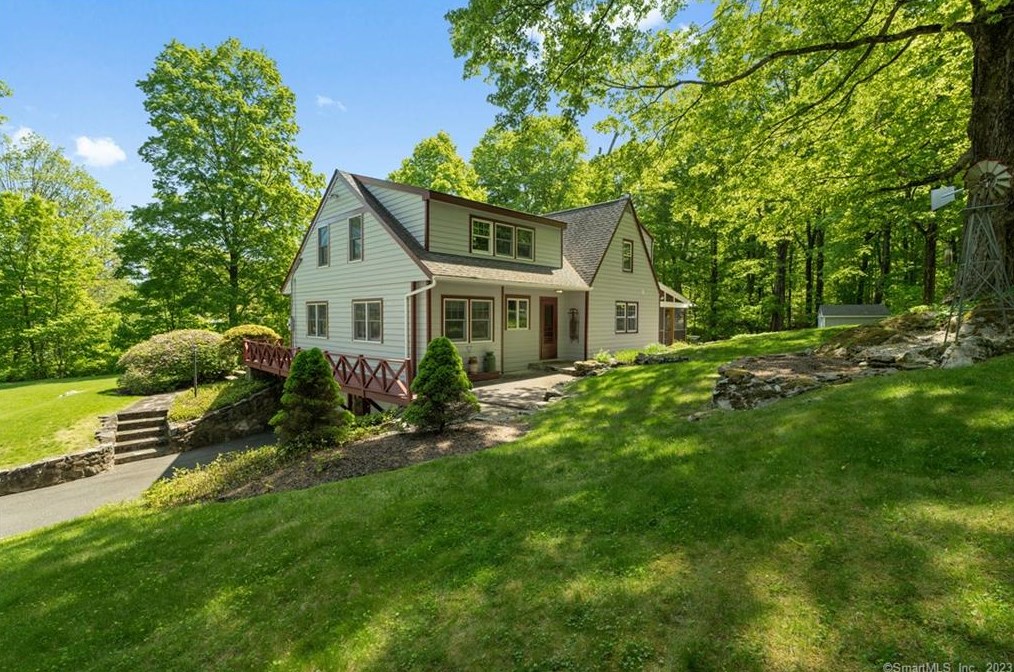 256 Redding Rd, Georgetown, CT 06829
