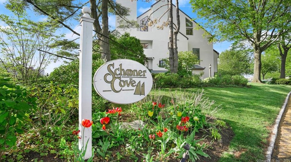 73 Harbor Dr #413, Stamford, CT 06902