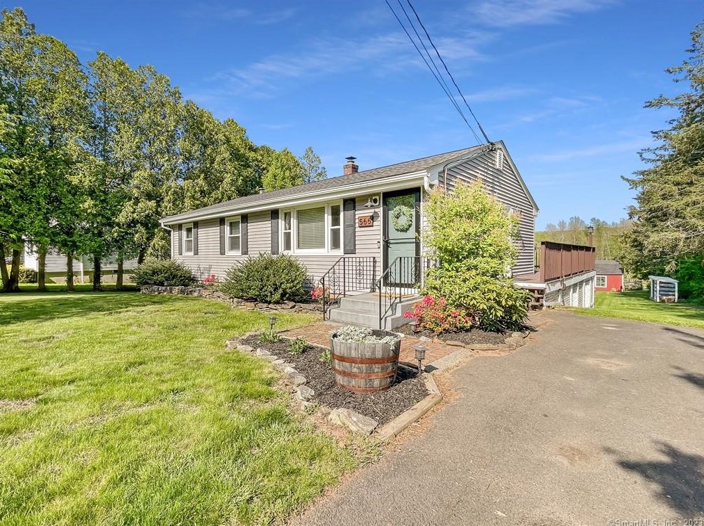 566 Millbrook Rd, Middletown, CT 06457