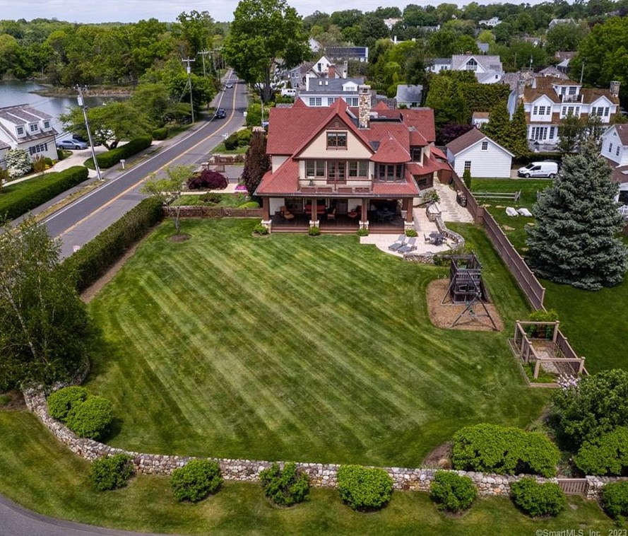 41 Compo Beach Rd, Westport, CT 06880-6814
