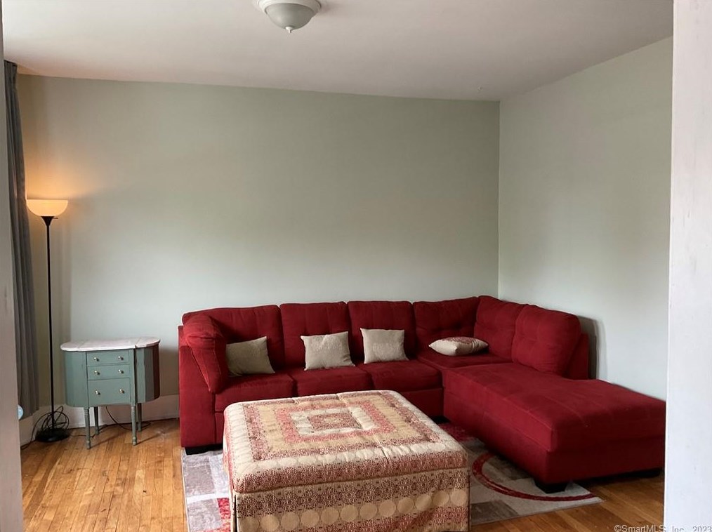 675 3rd Ave, New Haven CT  06516-3749 exterior