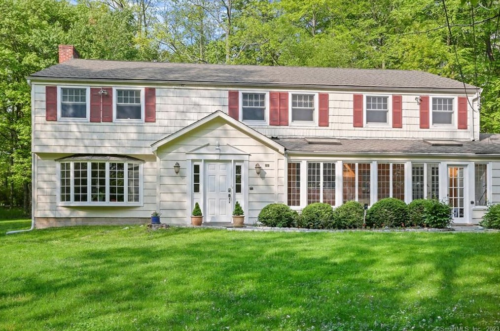 55 Hillcrest Park Rd, Old Greenwich, CT 06870