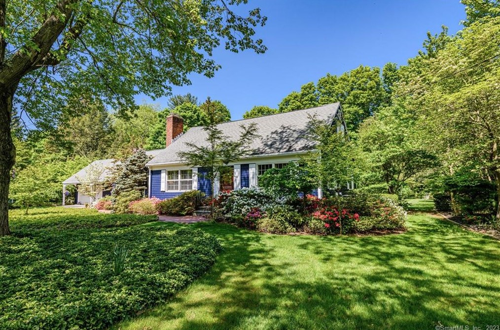 1227 Wolf Hill Rd, Cheshire, CT 06410