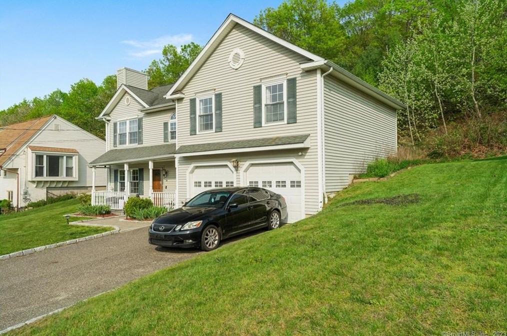 34 Irene Ave, Waterbury, CT 06705
