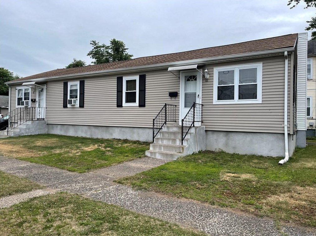 88 Carlton St, Wallingford, CT 06492