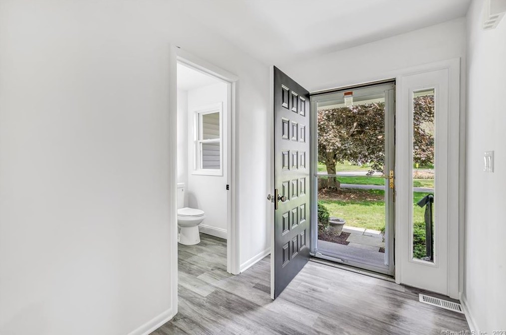 300 Aspetuck Trail, Huntington, CT 06484