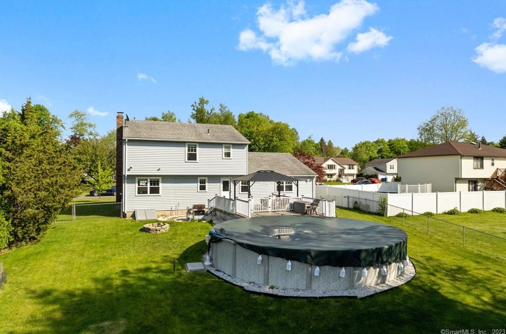 197 Fairway Dr, Meriden, CT 06450