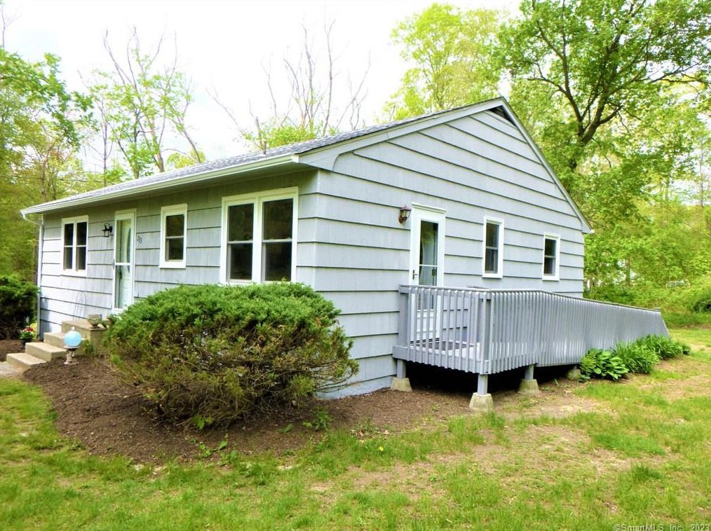 233 Spaulding Rd, Plainfield CT  06374-2126 exterior