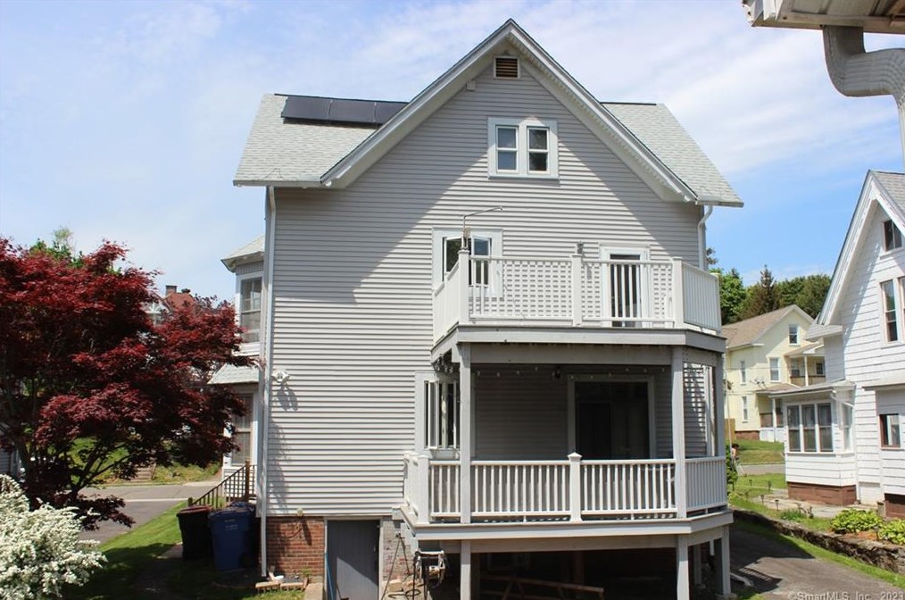 47 Cottage St, Meriden, CT 06450