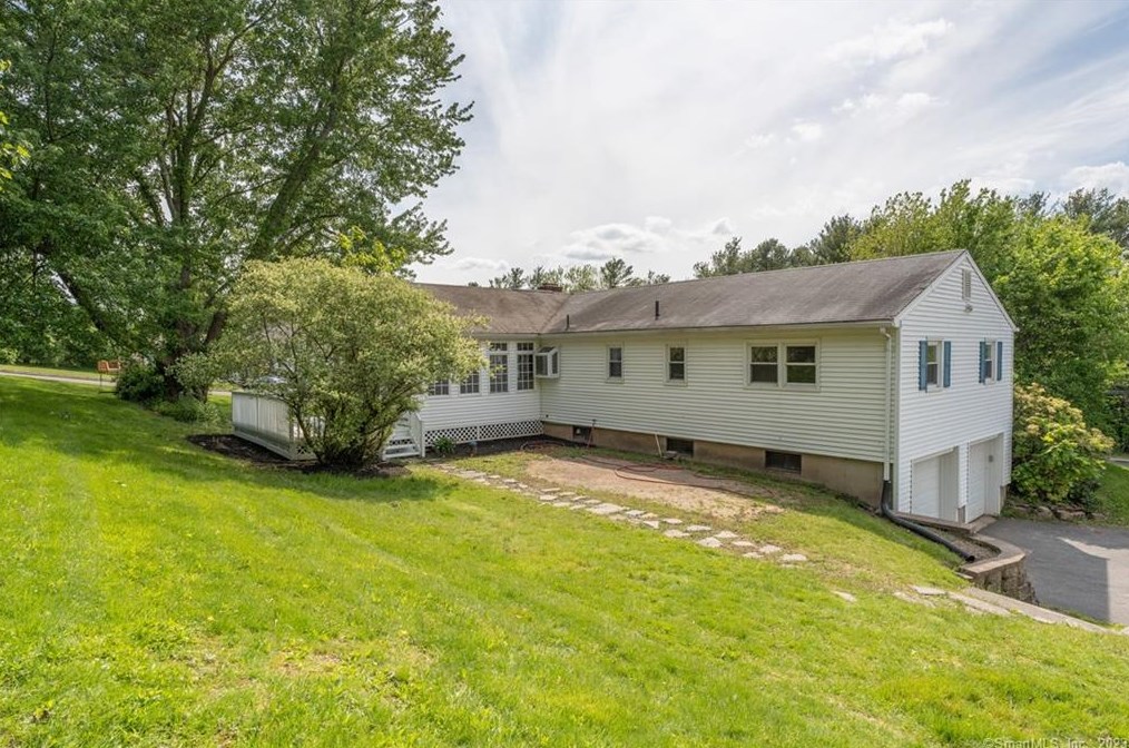1016 N Main Street Ext, Wallingford, CT 06492