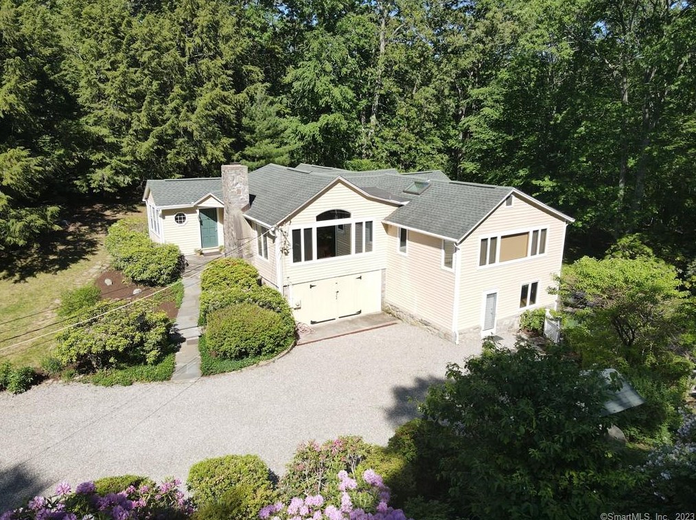 10 Garden Rd, Weston, CT 06883