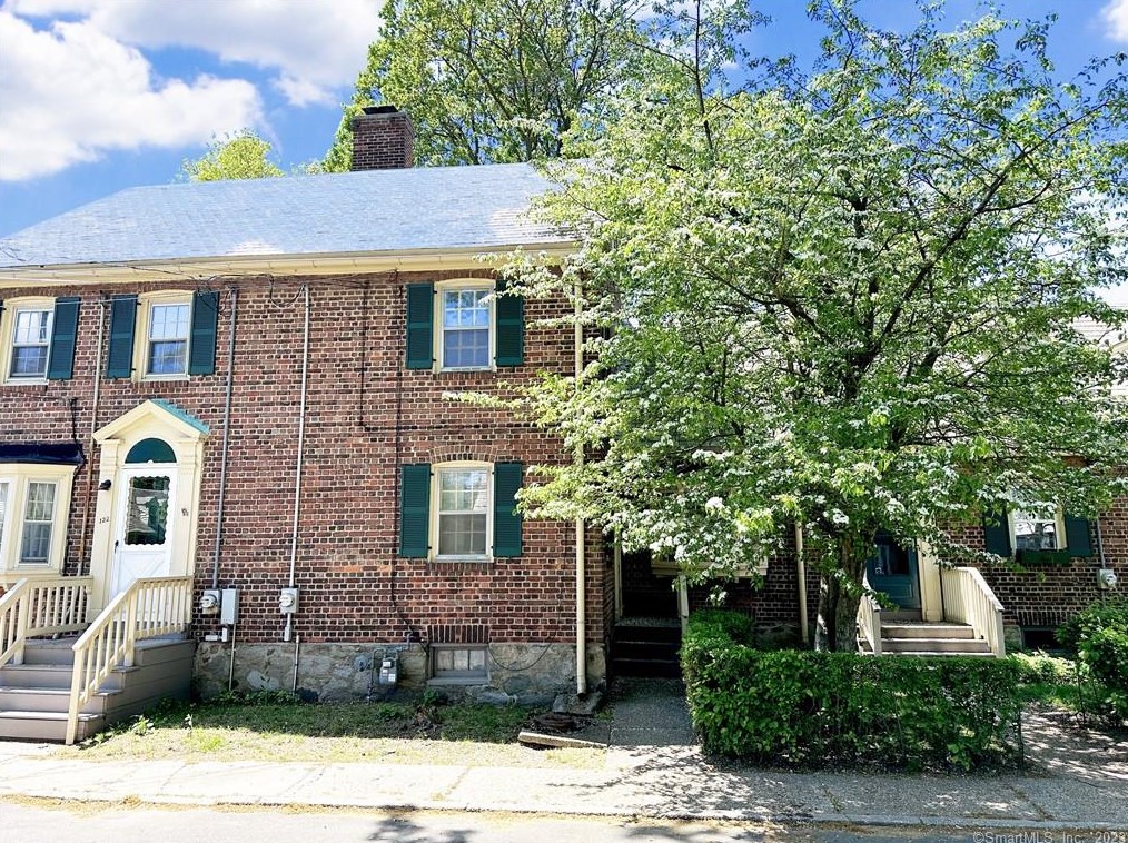 120 Sims St, Bridgeport, CT 06604