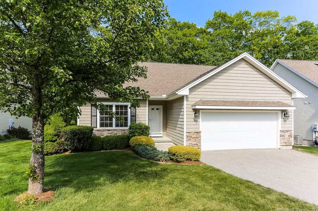 23 East Ct #23, Colchester, CT 06415