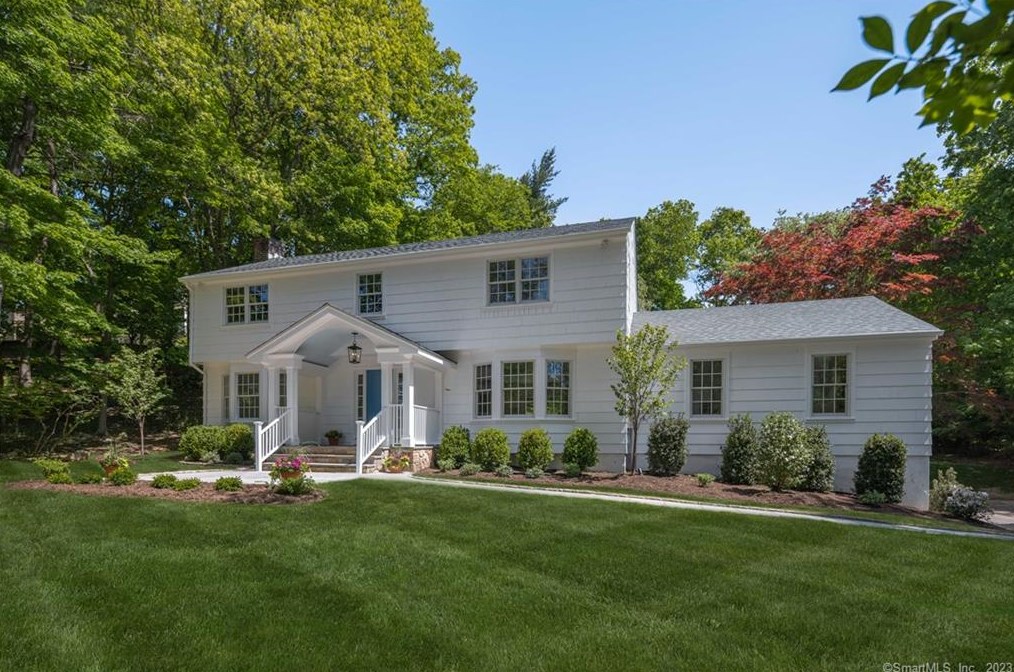 8 Darbrook Rd, Westport, CT 06880