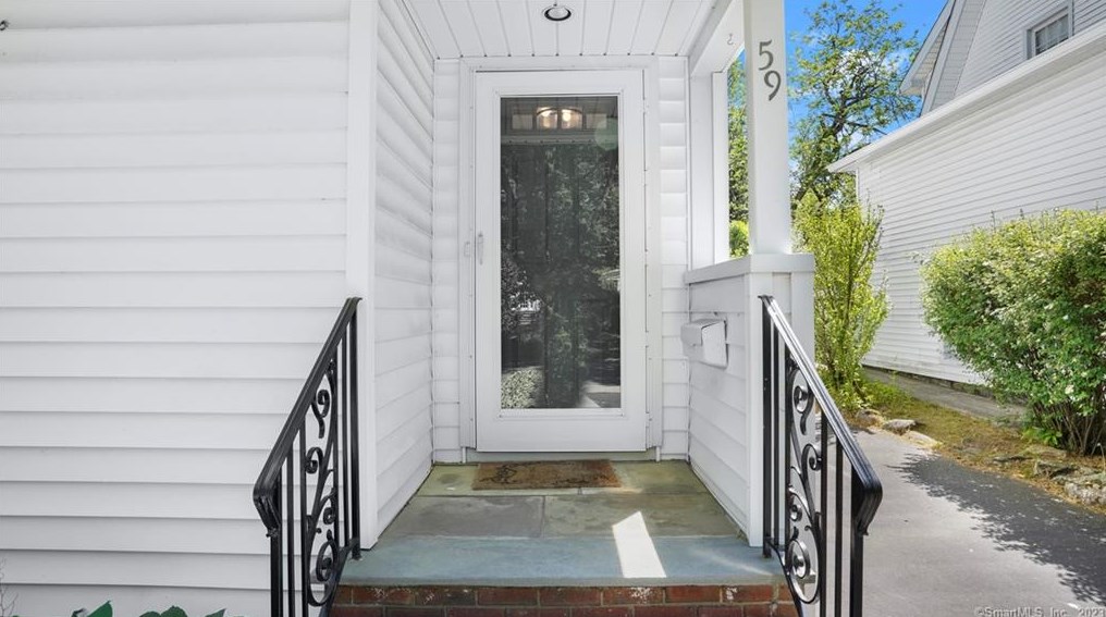 59 Tremont Ave, Stamford, CT 06906