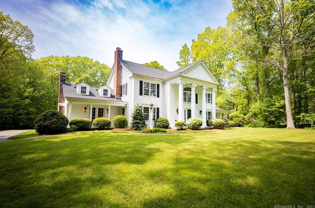 67 Strawberry Hill Rd, Madison, CT 06443 exterior