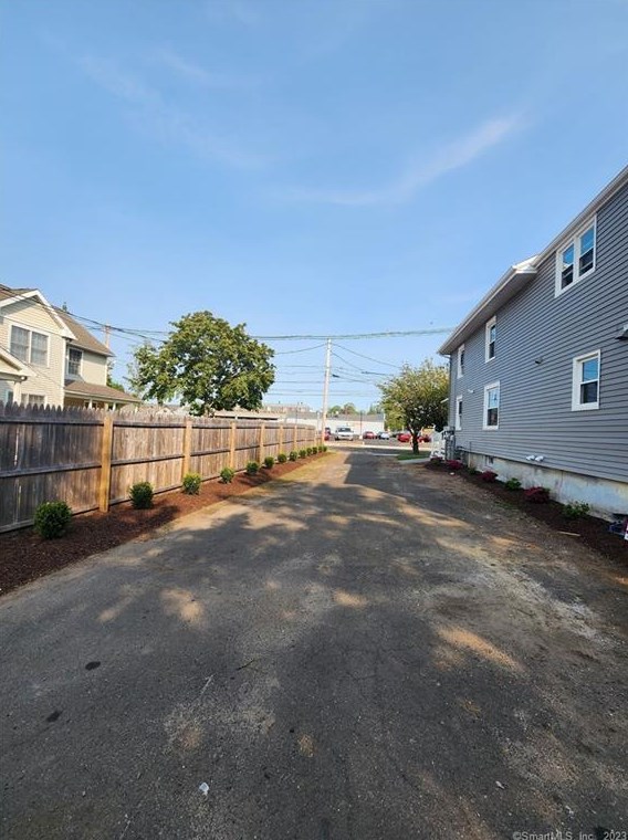 12 Cherry St, Wallingford CT  06492-3516 exterior