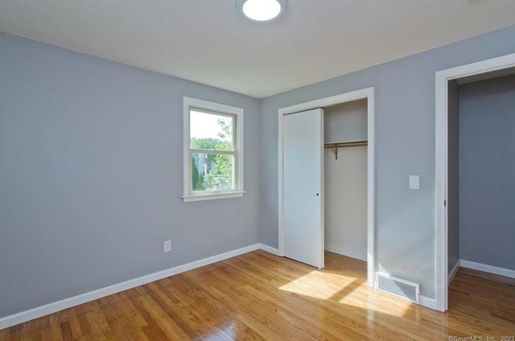 34 Deer Run Rd, Meriden CT  06451-4919 exterior