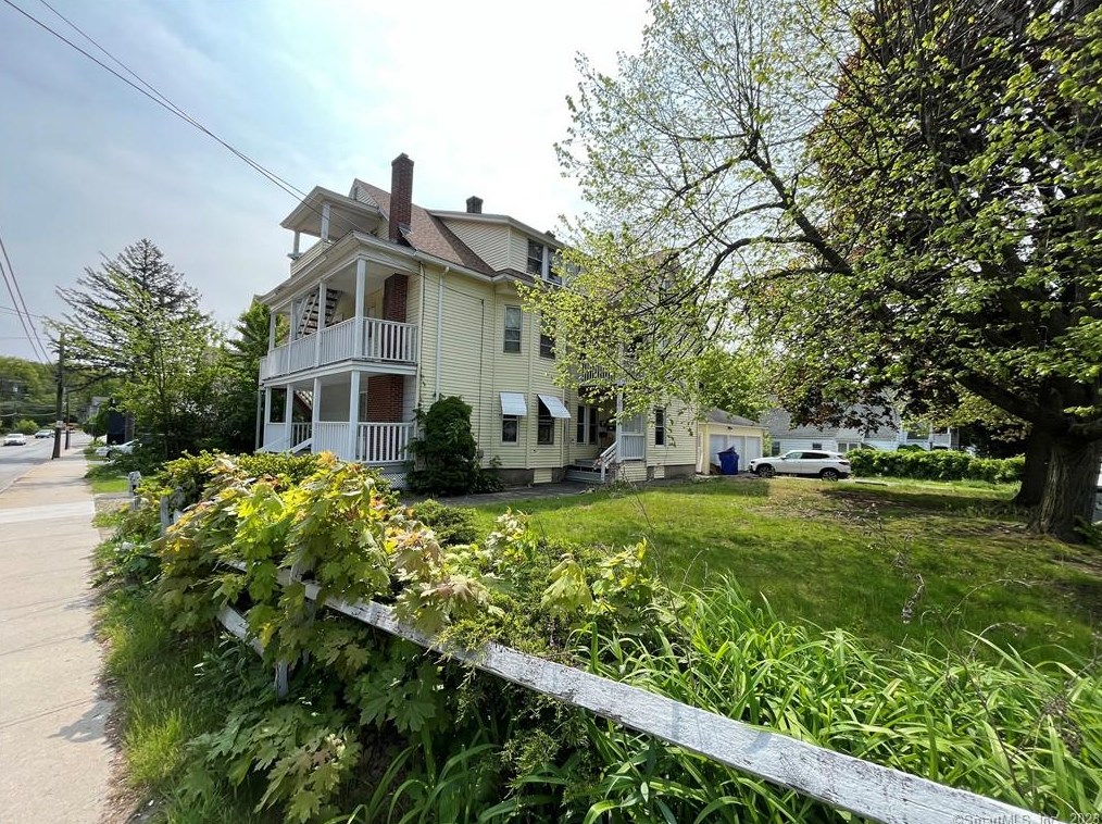 42 Albert St, Torrington, CT 06790
