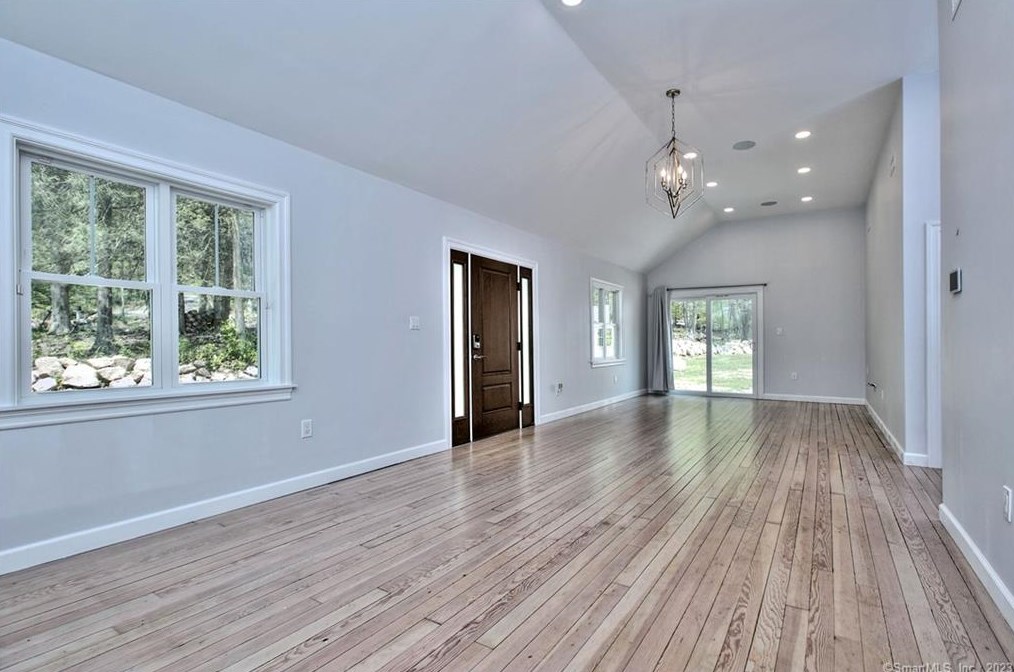 99 Old Easton Tpke, Weston CT  06883-2515 exterior