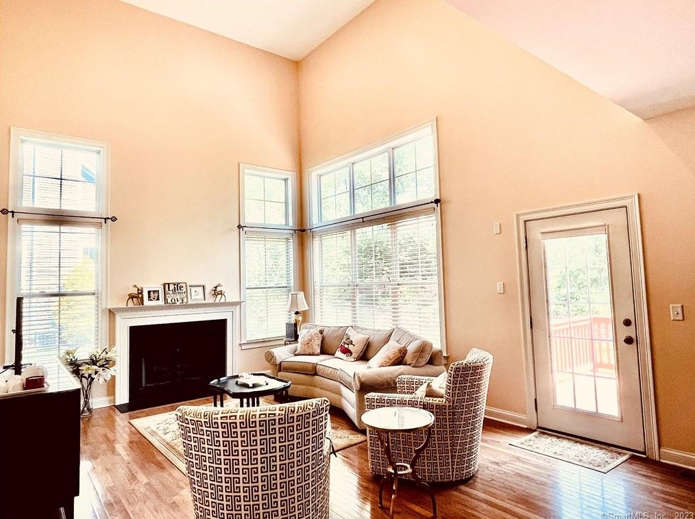 3 Self Ct #3, Wallingford, CT 06492