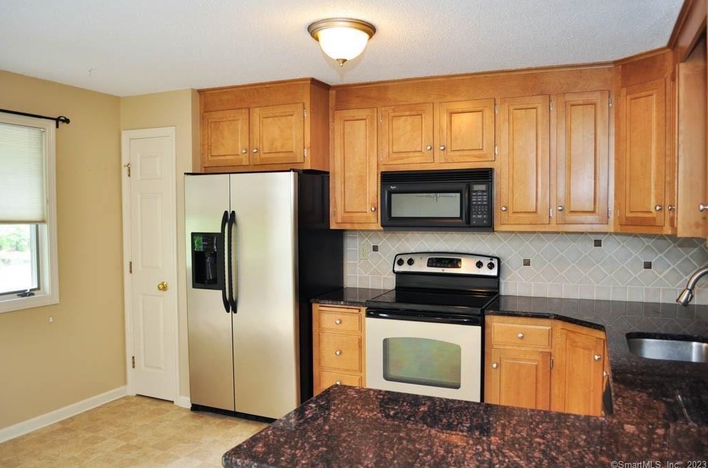 47 Songbird Ln Unit 47, Farmington, CT