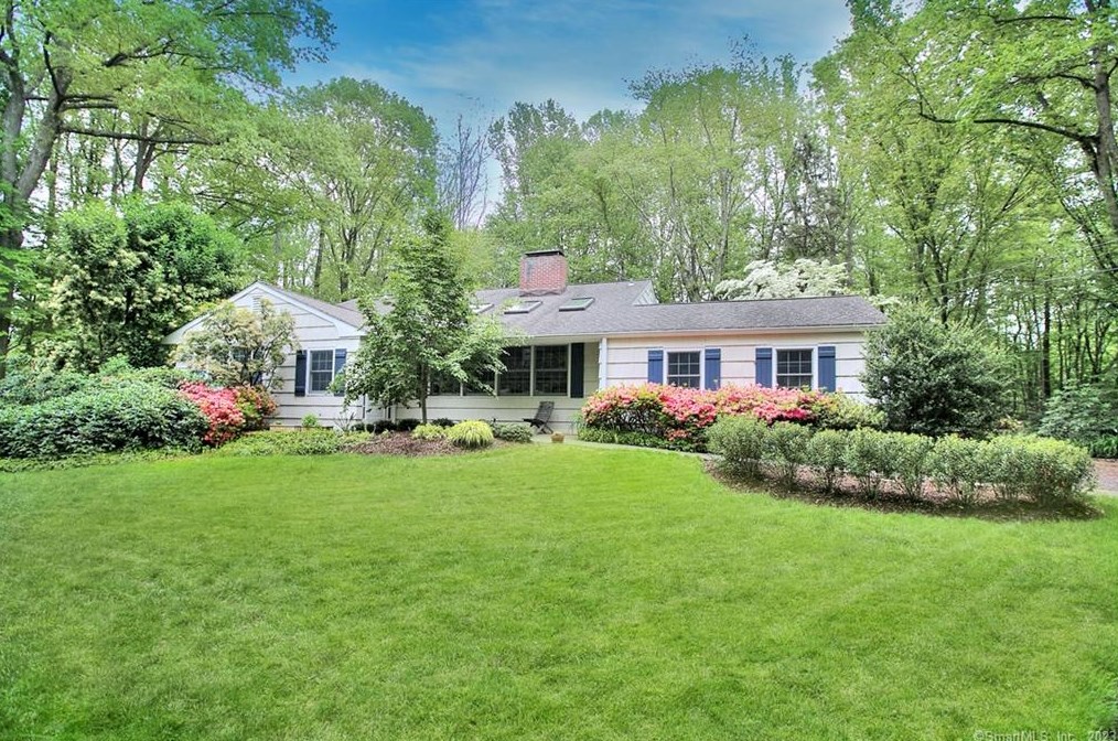 15 Grist Mill Ln, Westport, CT 06880