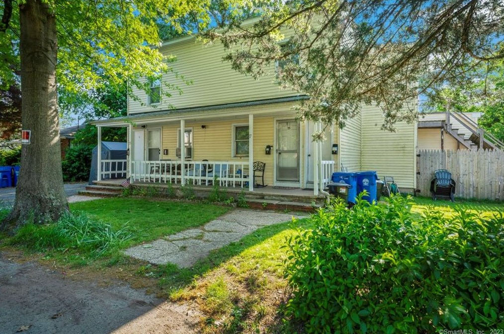 17 Pulaski St, Norwalk, CT 06851