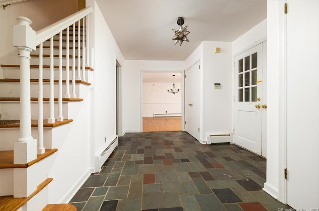 47 Princes Pine Rd, Norwalk, CT 06850