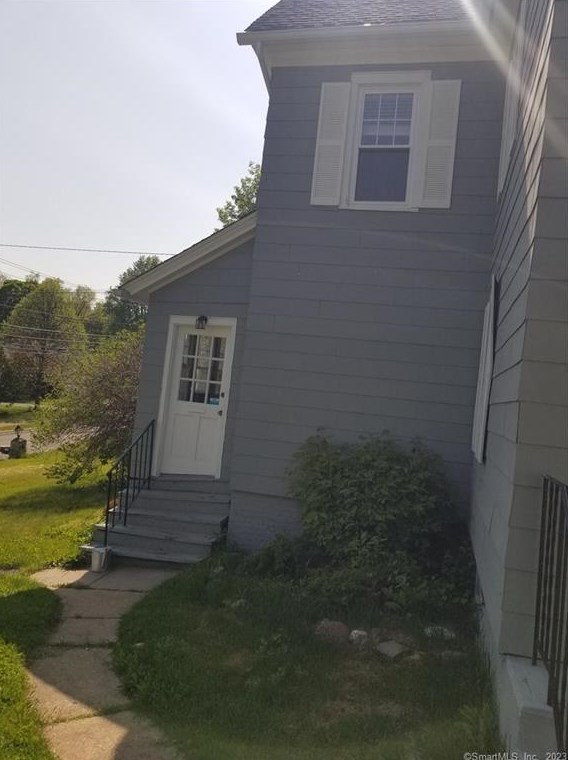 183 Hackmatack St, Manchester, CT 06040