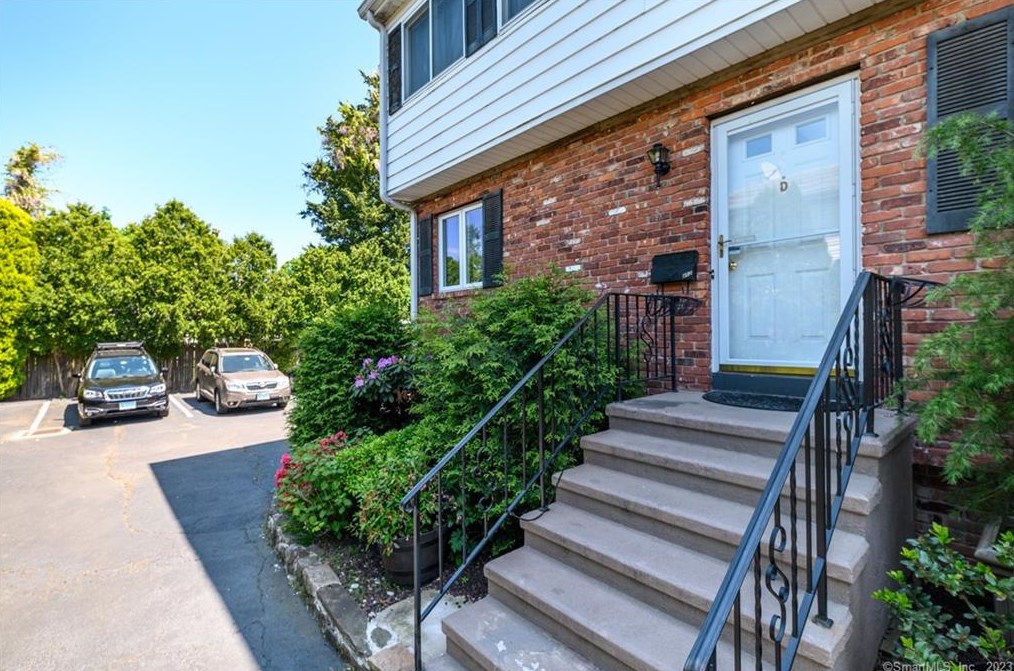 45 Dora St #d, Stamford, CT