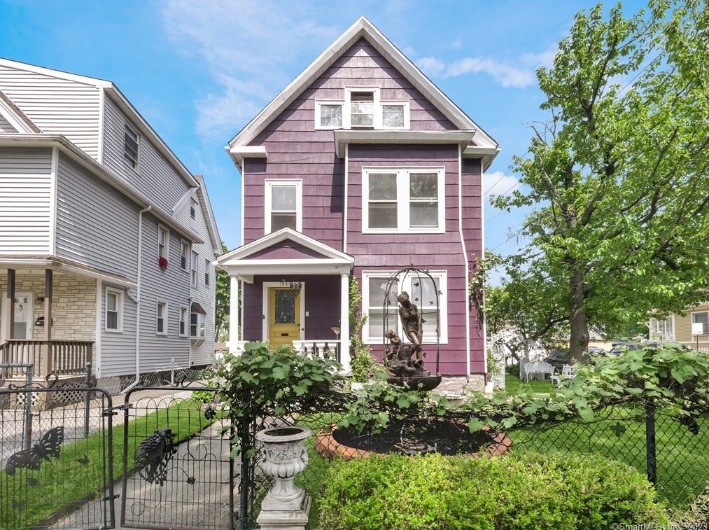 744 Wood Ave, Bridgeport, CT 06604